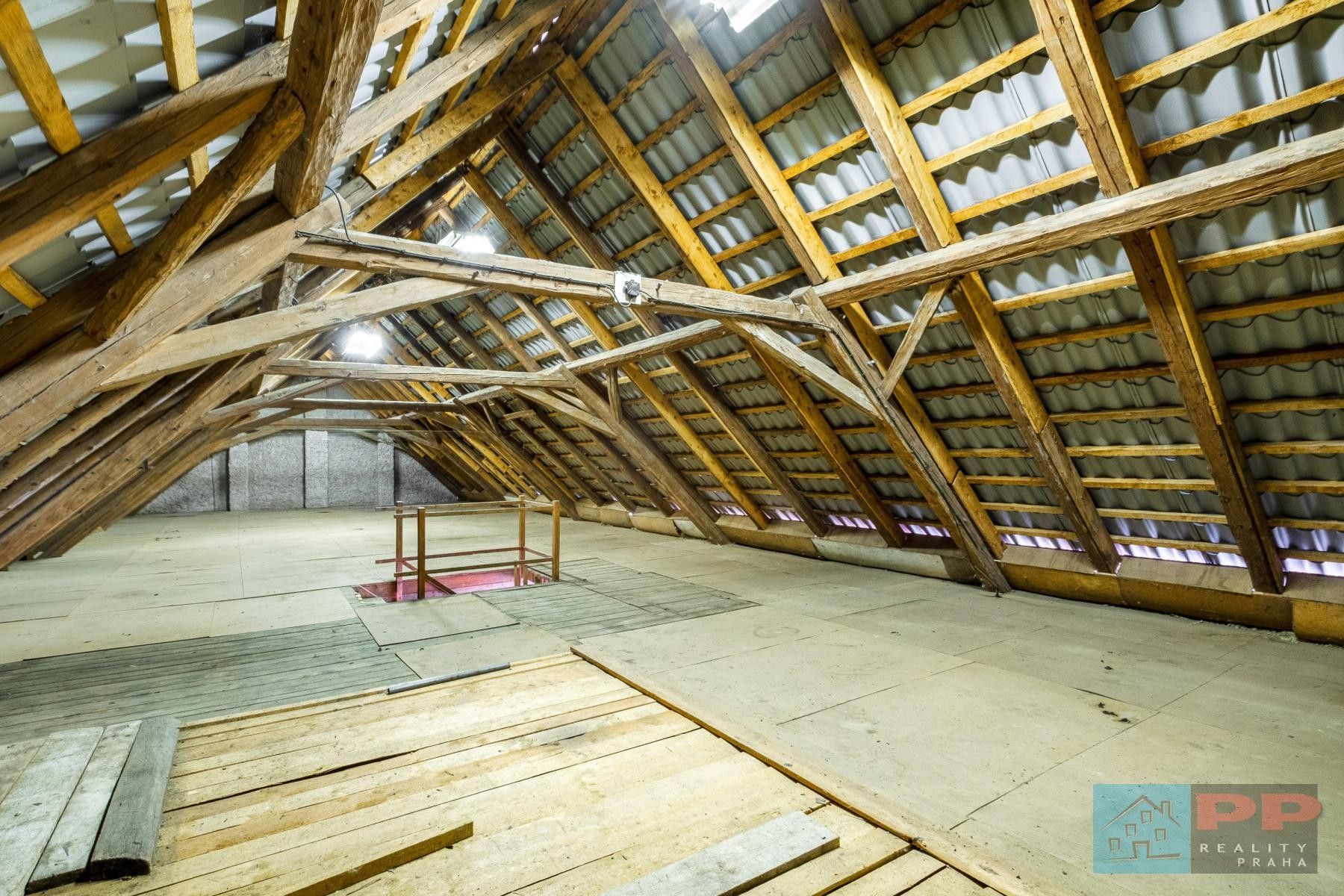 Prodej komerčního prostoru 941 m² - foto 6