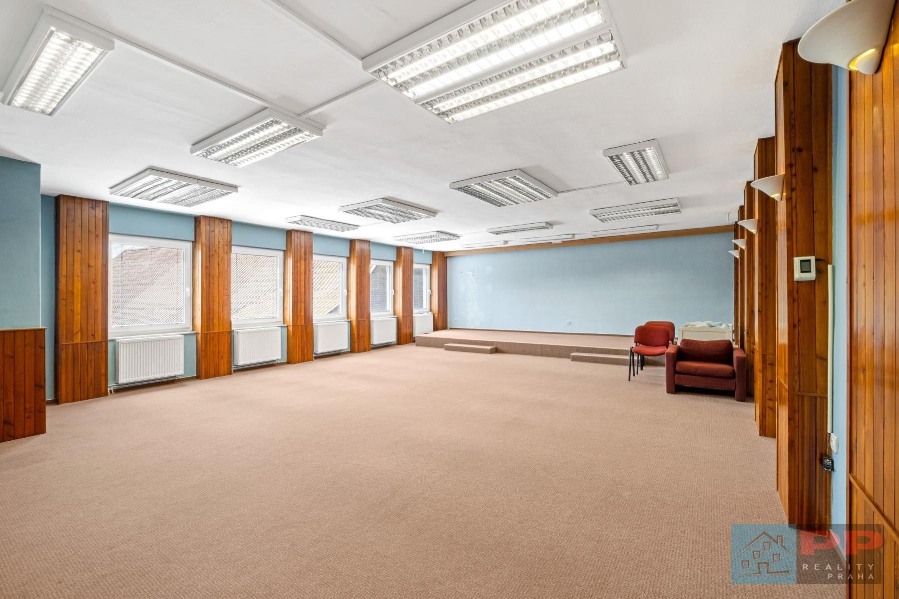 Prodej komerčního prostoru 941 m² - foto 18