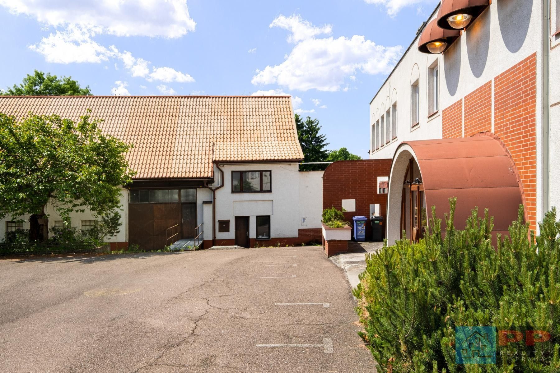 Prodej komerčního prostoru 941 m² - foto 22