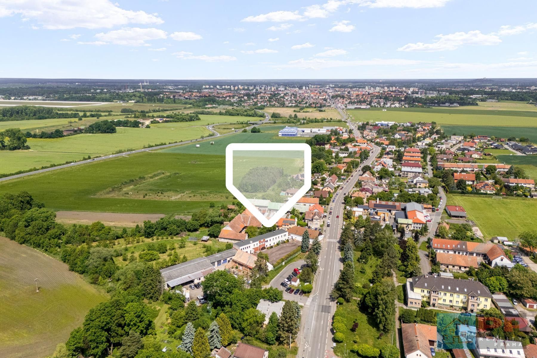 Prodej komerčního prostoru 941 m² - foto 26