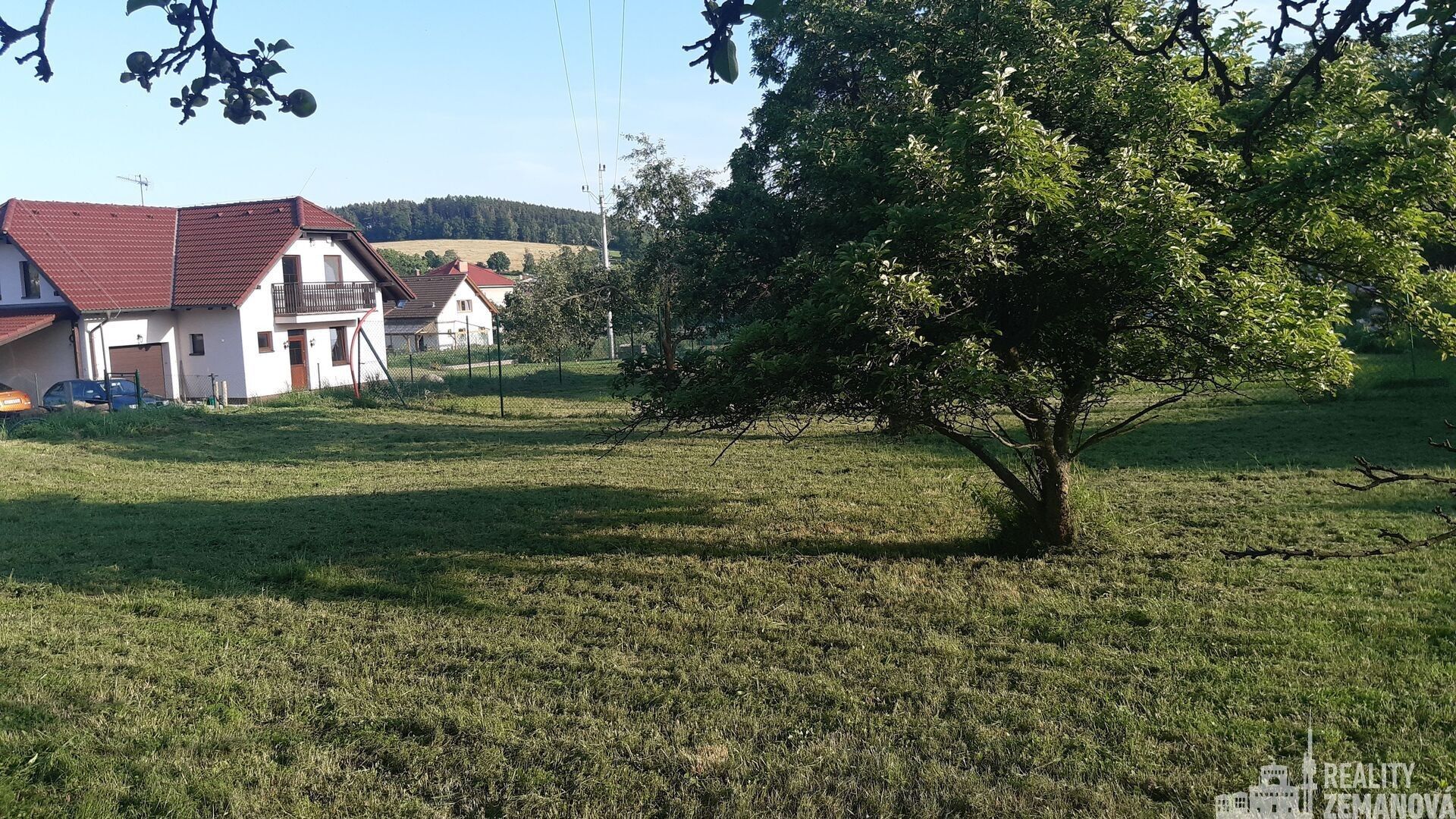 Prodej pozemku 1747 m² - foto 1