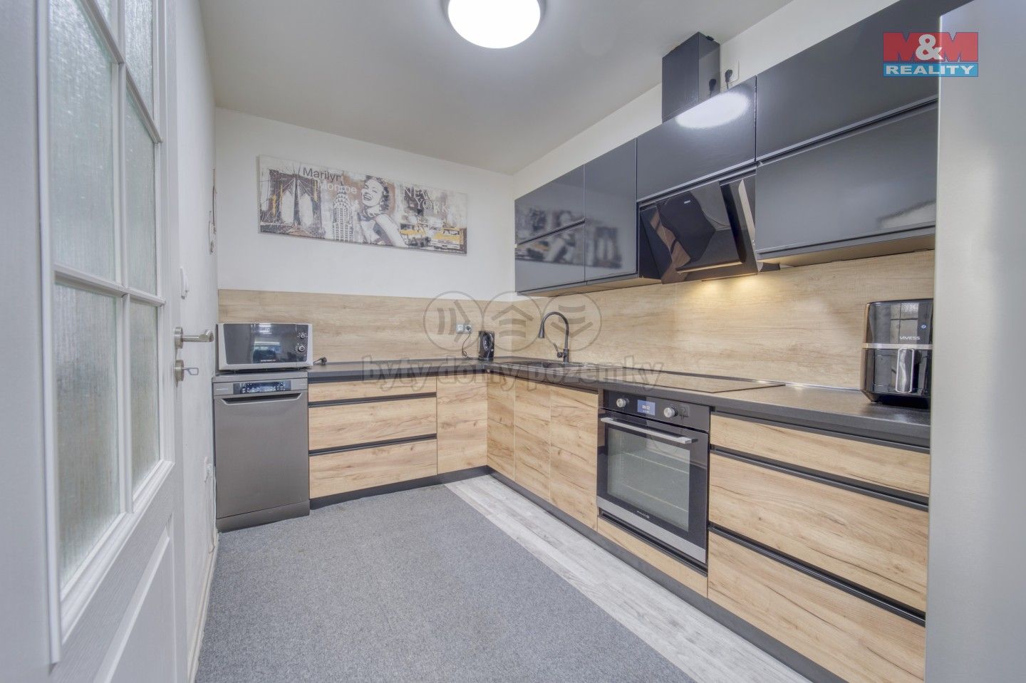Prodej domu 353 m² - foto 1