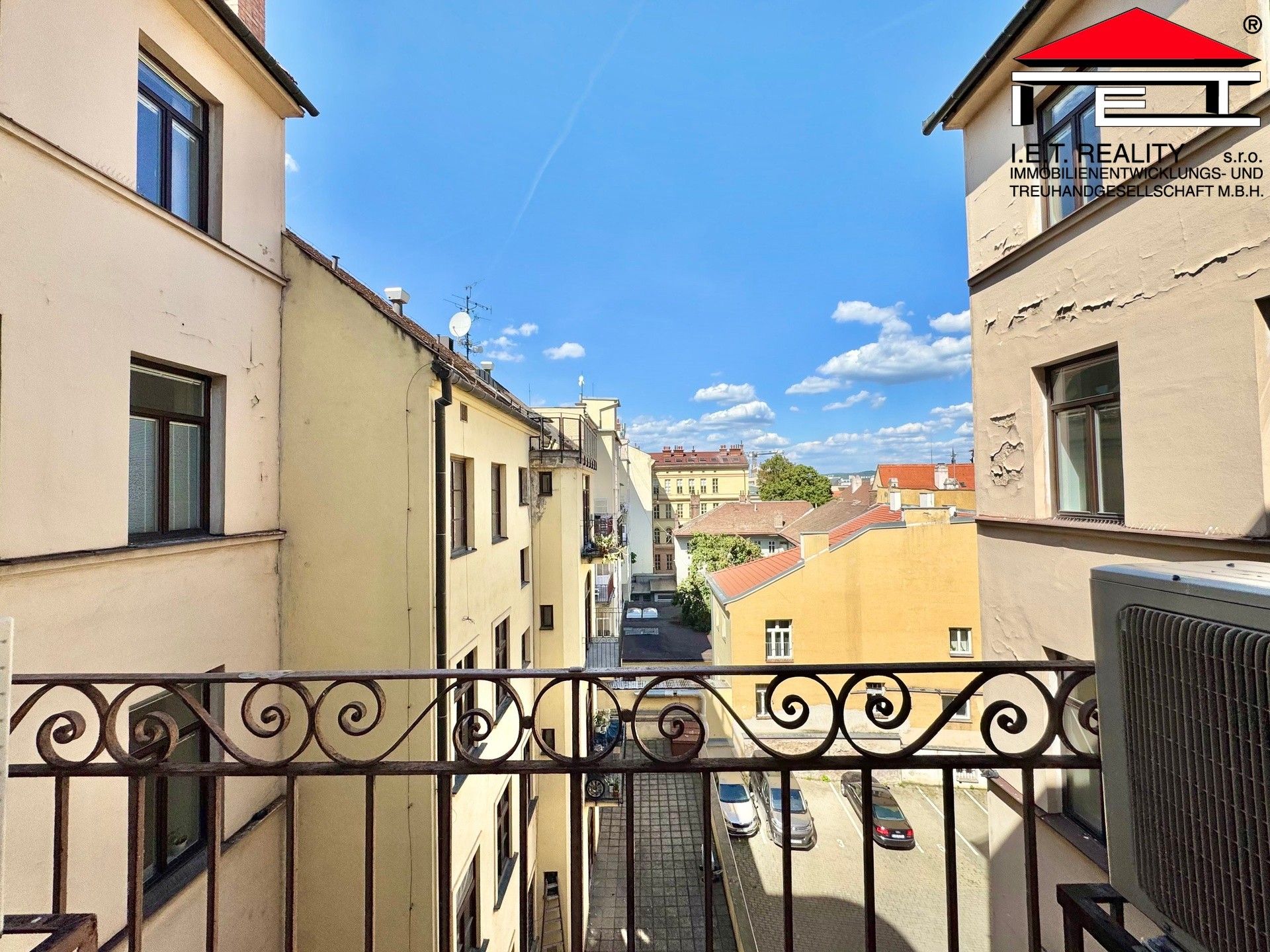 Pronájem komerčního prostoru 283 m² - foto 2