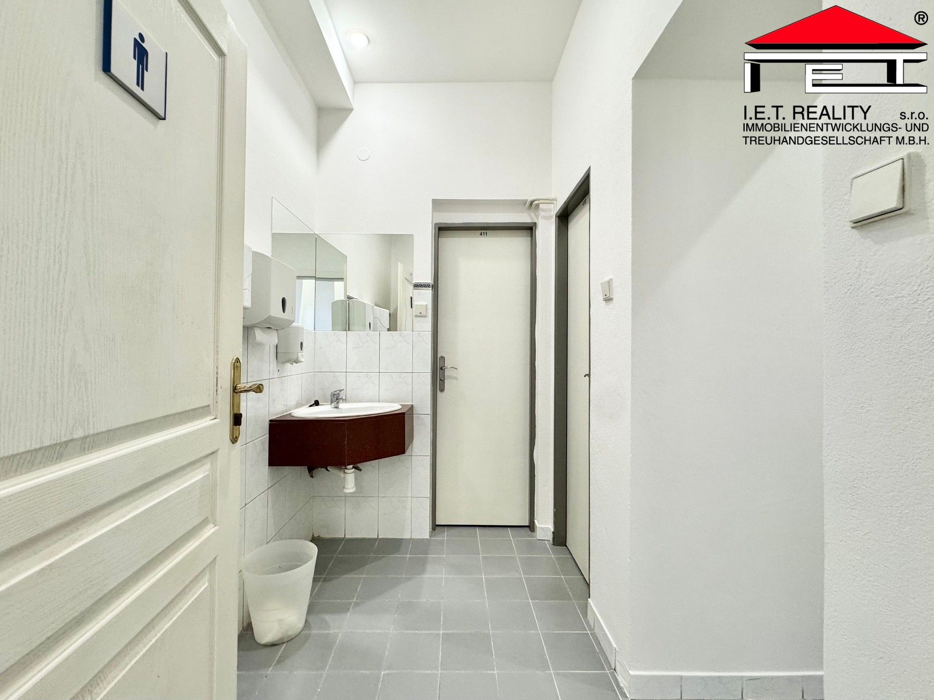 Pronájem komerčního prostoru 283 m² - foto 13