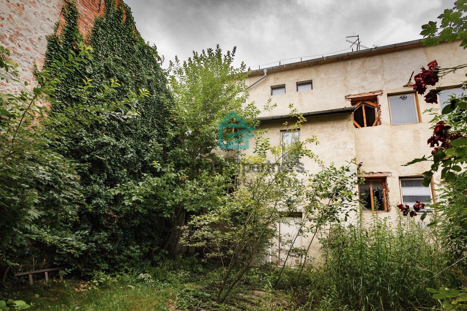 Prodej nemovitosti 1190 m² - foto 5