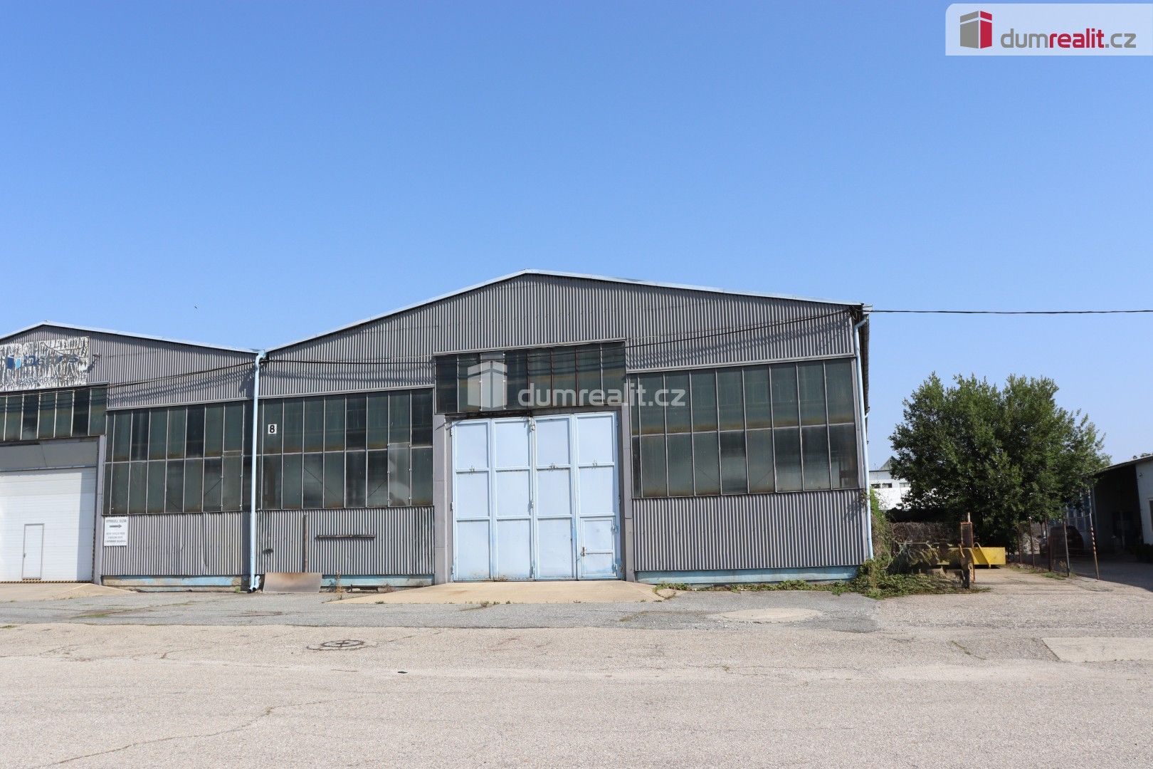 Pronájem komerčního prostoru 1543 m² - foto 1