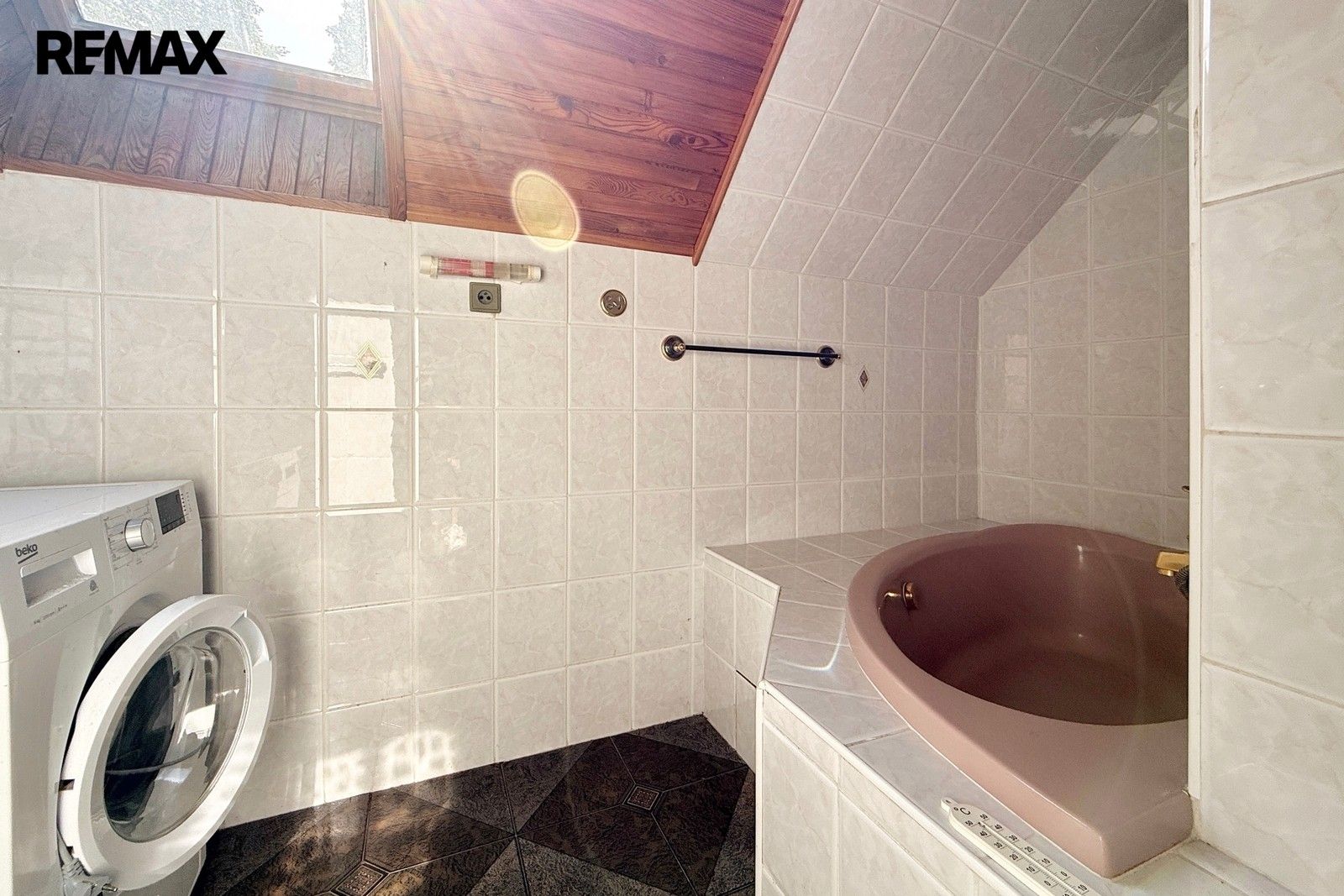 Prodej komerčního prostoru 450 m² - foto 19