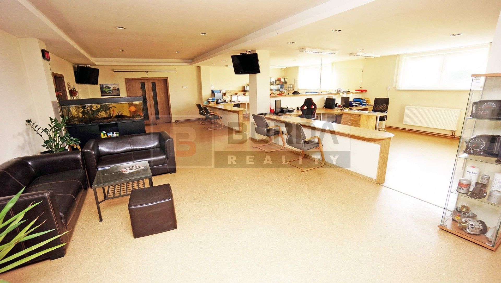 Pronájem komerčního prostoru 24 m² - foto 3