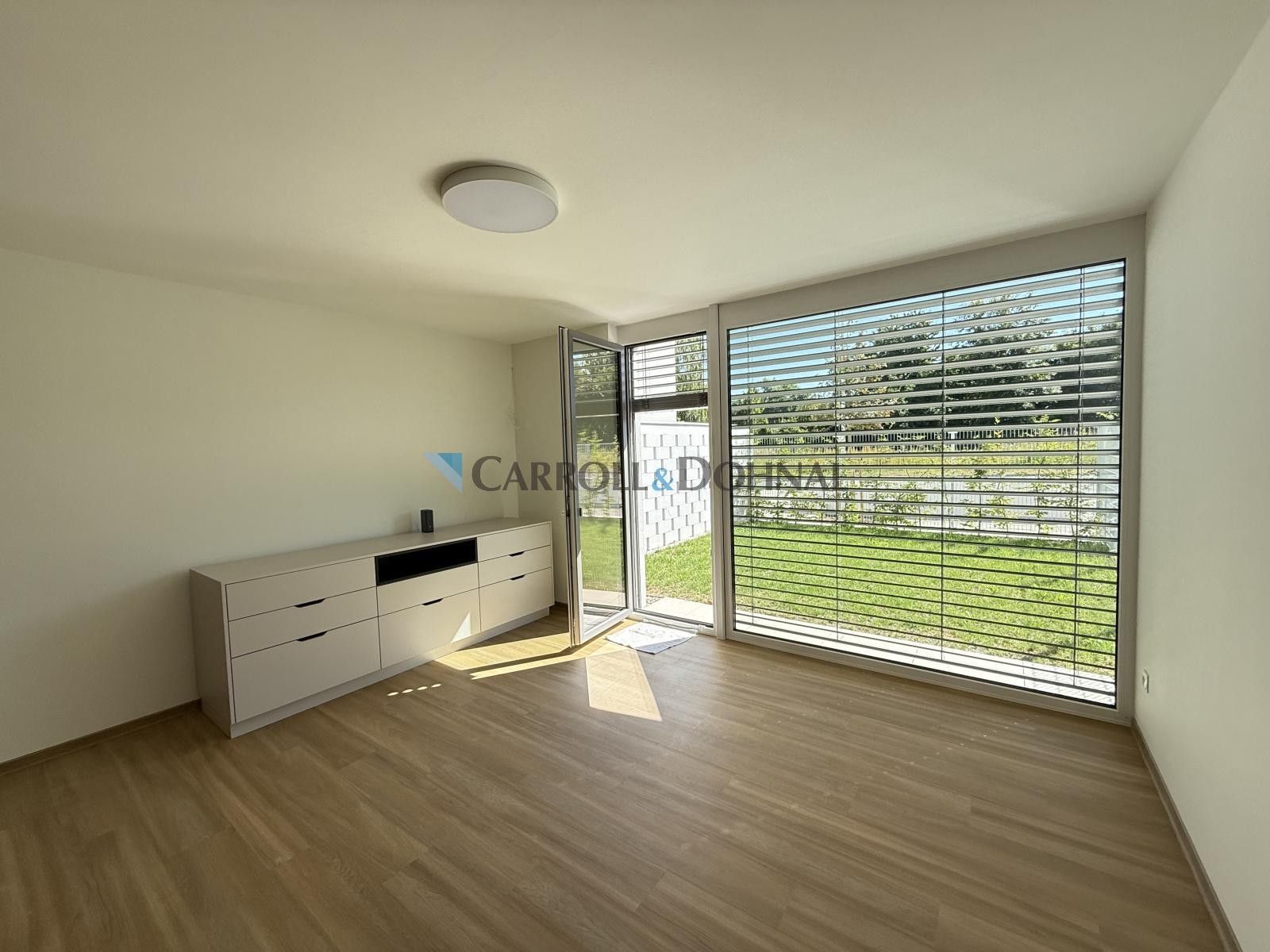 Pronájem bytu 1+kk 34 m² - foto 1