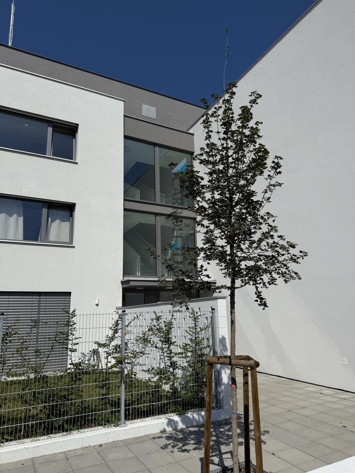 Pronájem bytu 1+kk 34 m² - foto 3