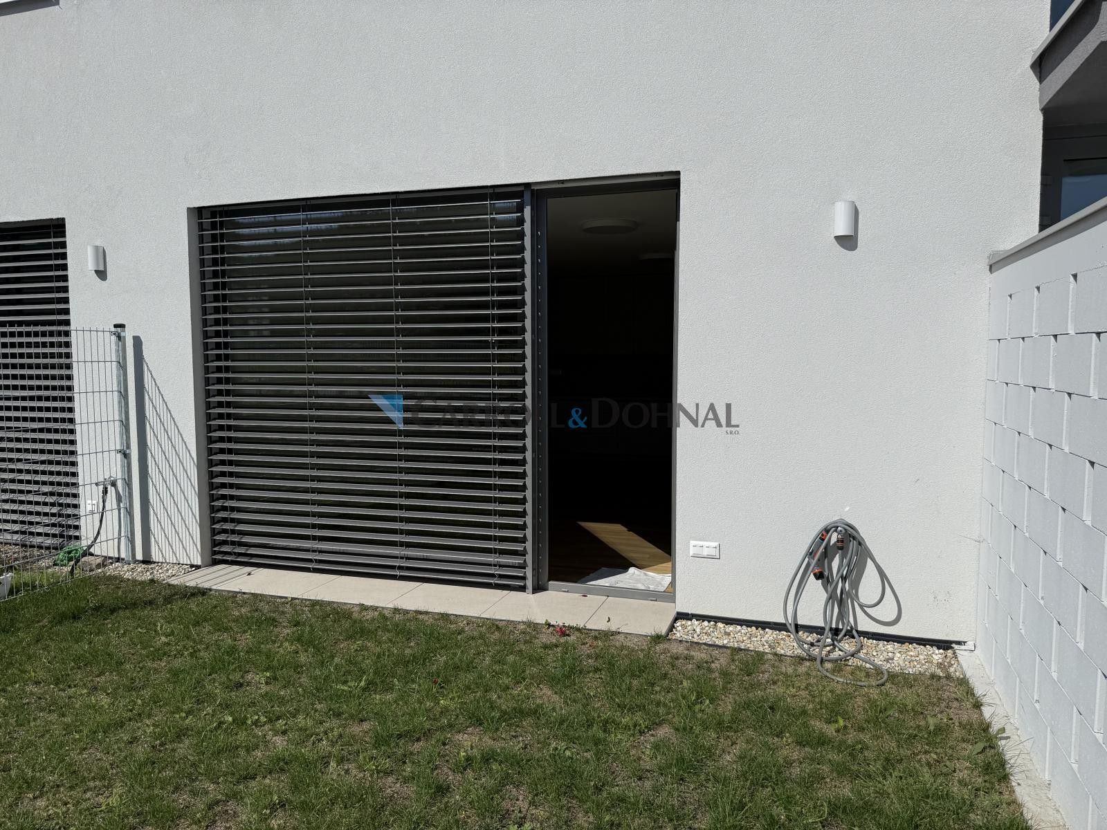 Pronájem bytu 1+kk 34 m² - foto 9