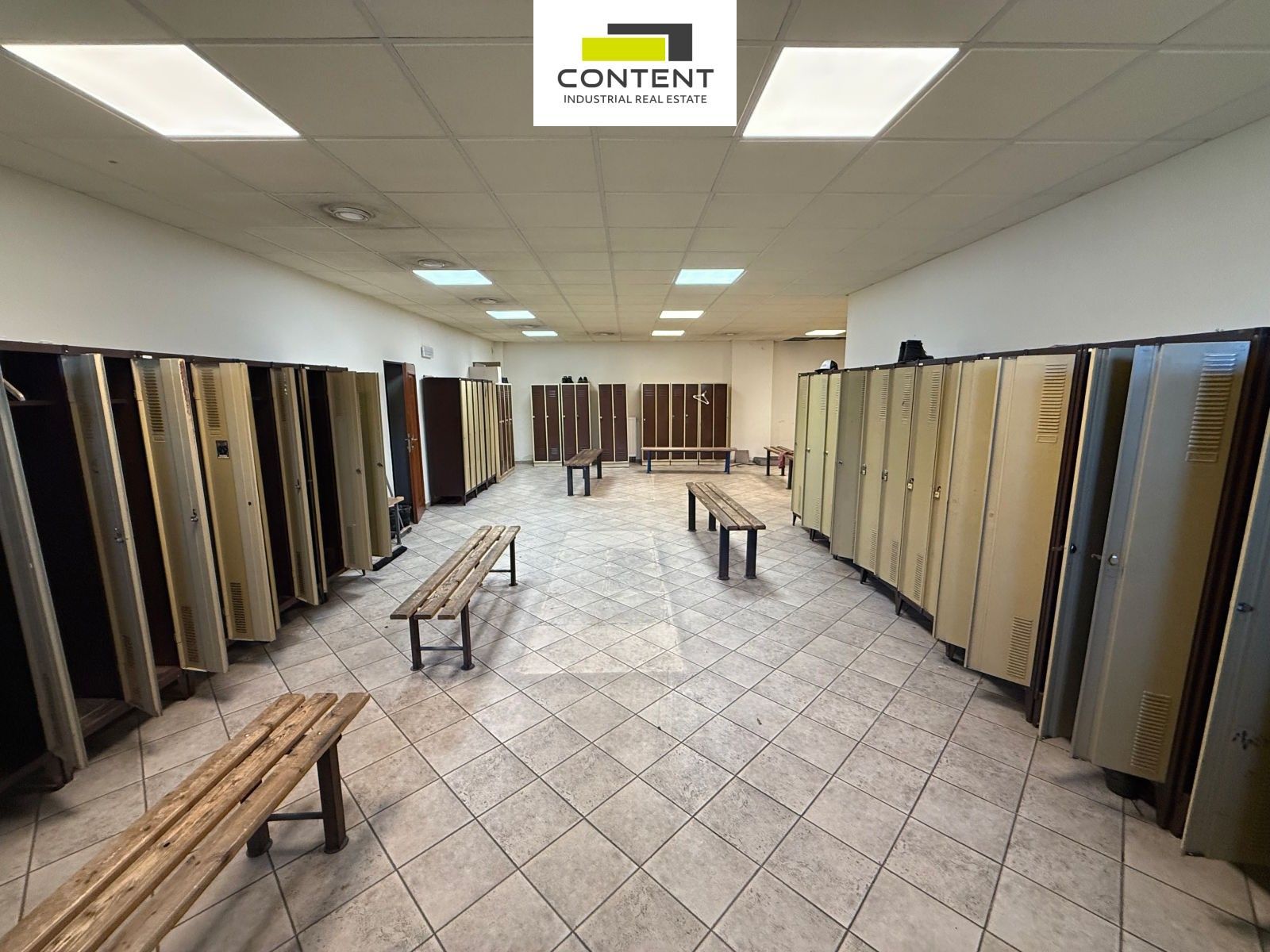 Prodej komerčního prostoru 6100 m² - foto 19
