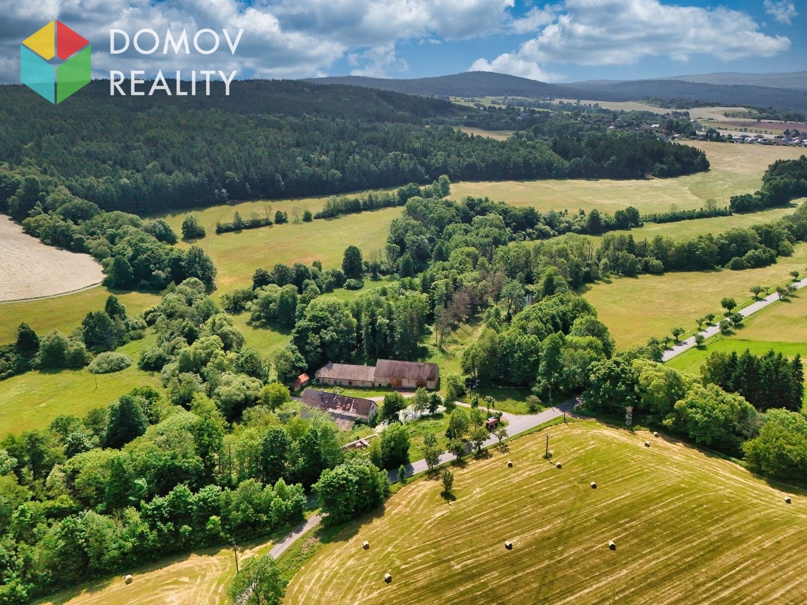 Prodej nemovitosti 5555 m² - foto 4