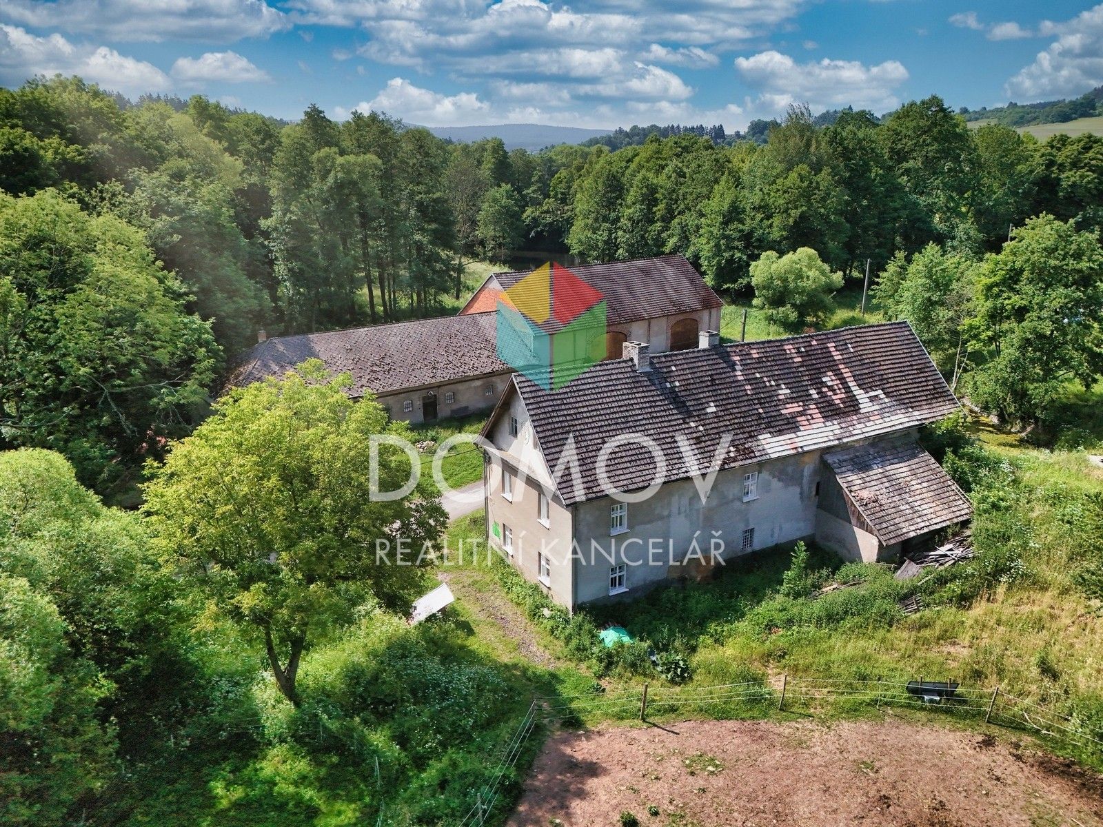 Prodej pozemku 4286 m² - foto 1