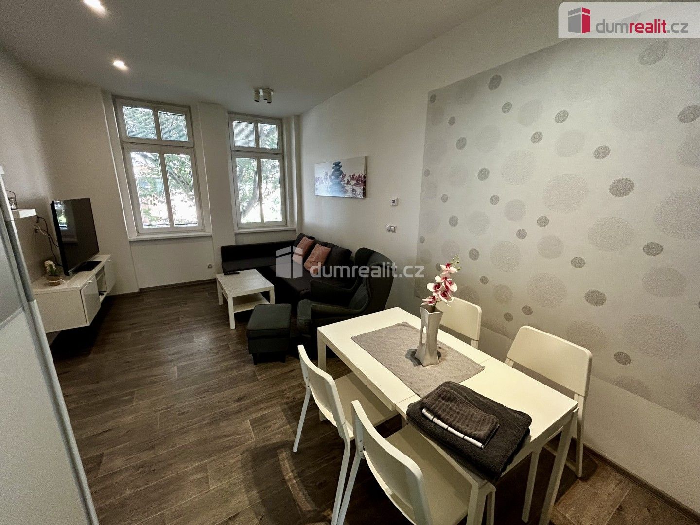 Pronájem bytu 2+1 60 m² - foto 2