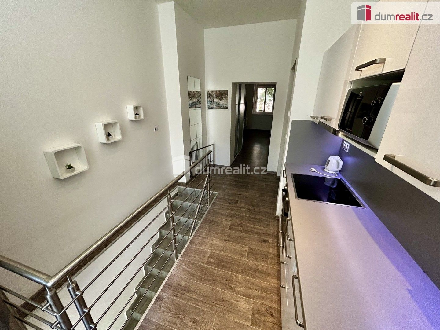 Pronájem bytu 2+1 60 m² - foto 10