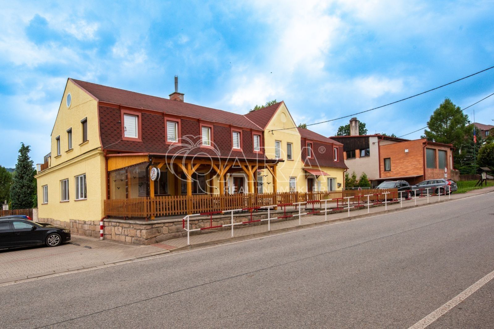 Prodej komerčního prostoru 500 m² - foto 3