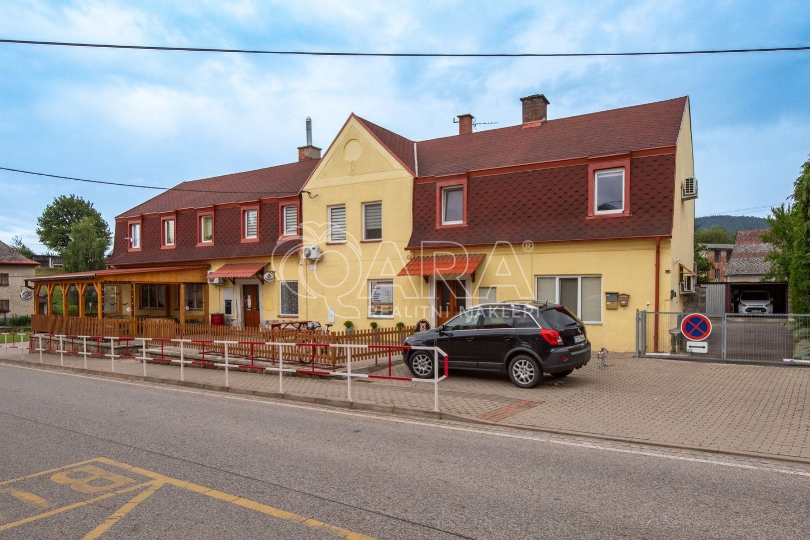 Prodej komerčního prostoru 500 m² - foto 2