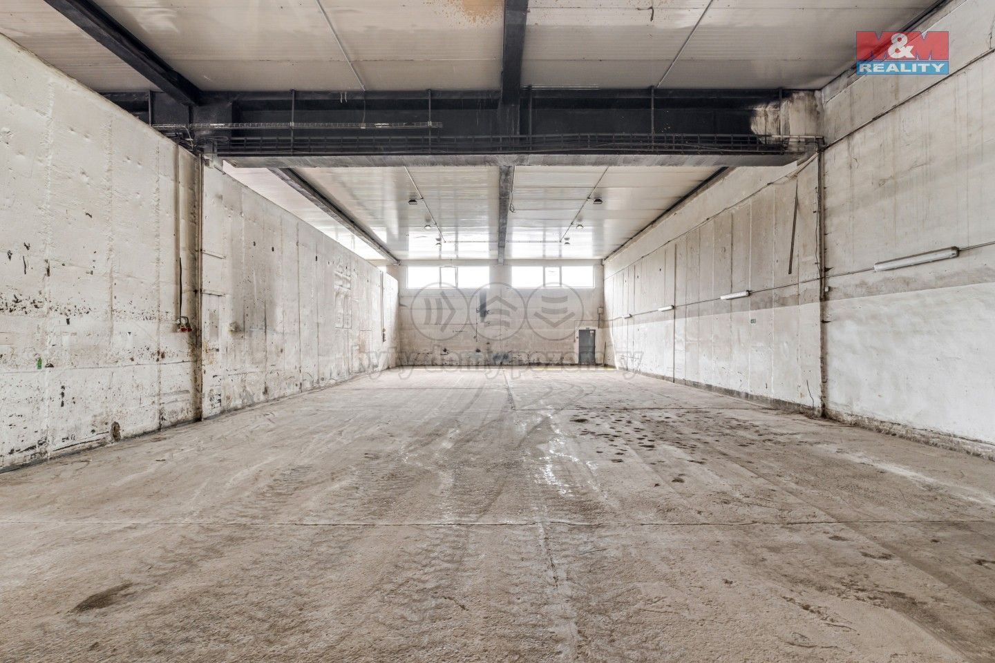 Pronájem komerčního prostoru 890 m² - foto 5