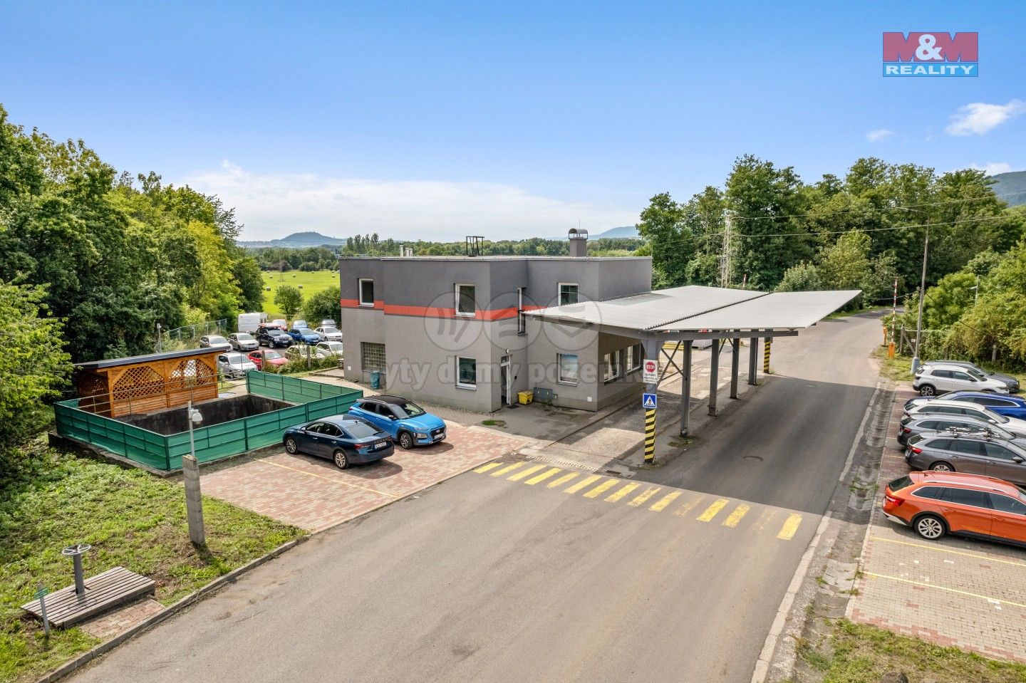 Pronájem komerčního prostoru 51 m² - foto 1