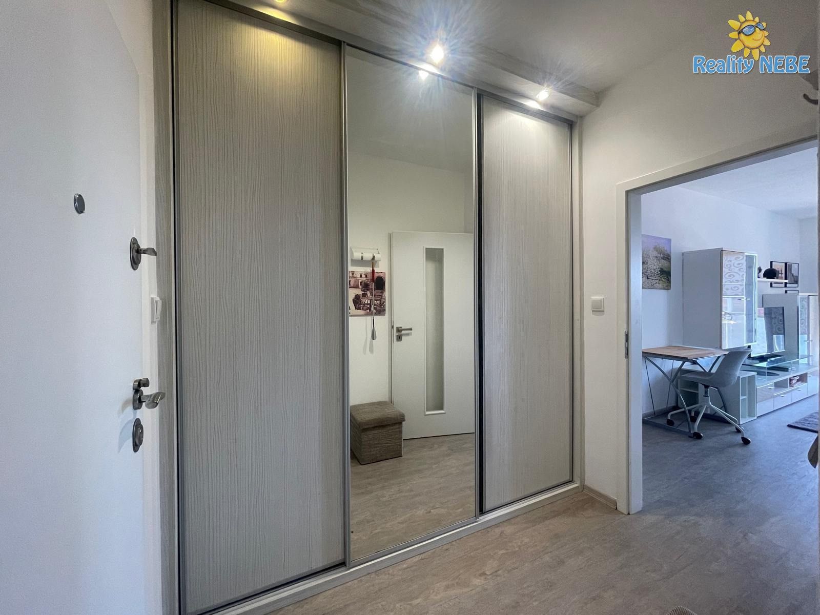 Pronájem bytu 2+kk 60 m² - foto 5