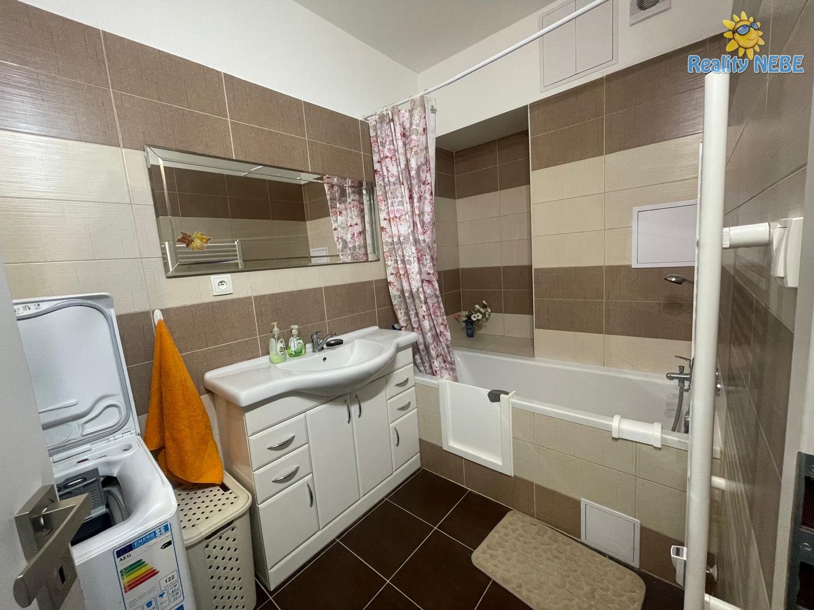 Pronájem bytu 2+kk 60 m² - foto 6