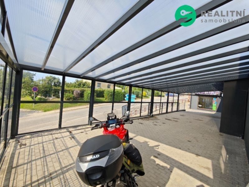 Prodej komerčního prostoru 547 m² - foto 4