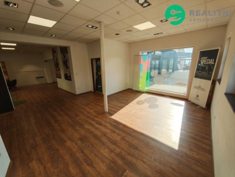 Prodej komerčního prostoru 547 m² - foto 13