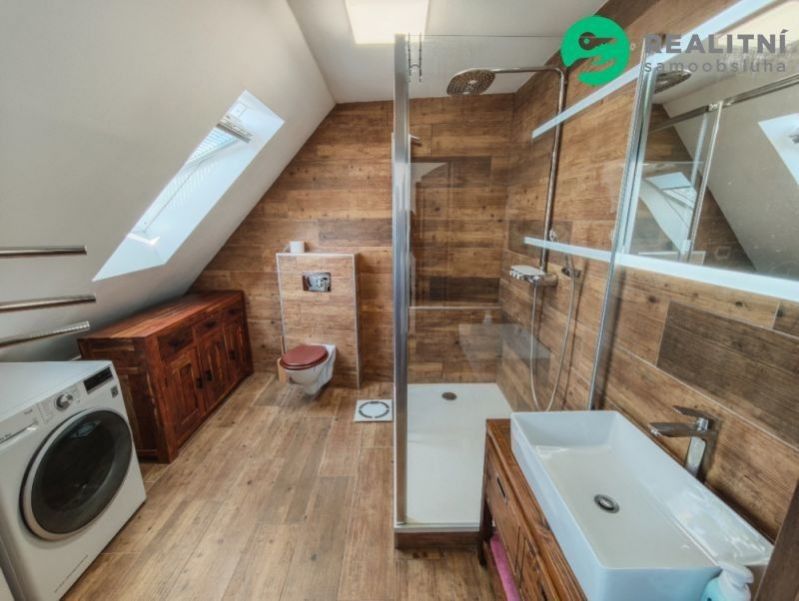 Prodej komerčního prostoru 547 m² - foto 28