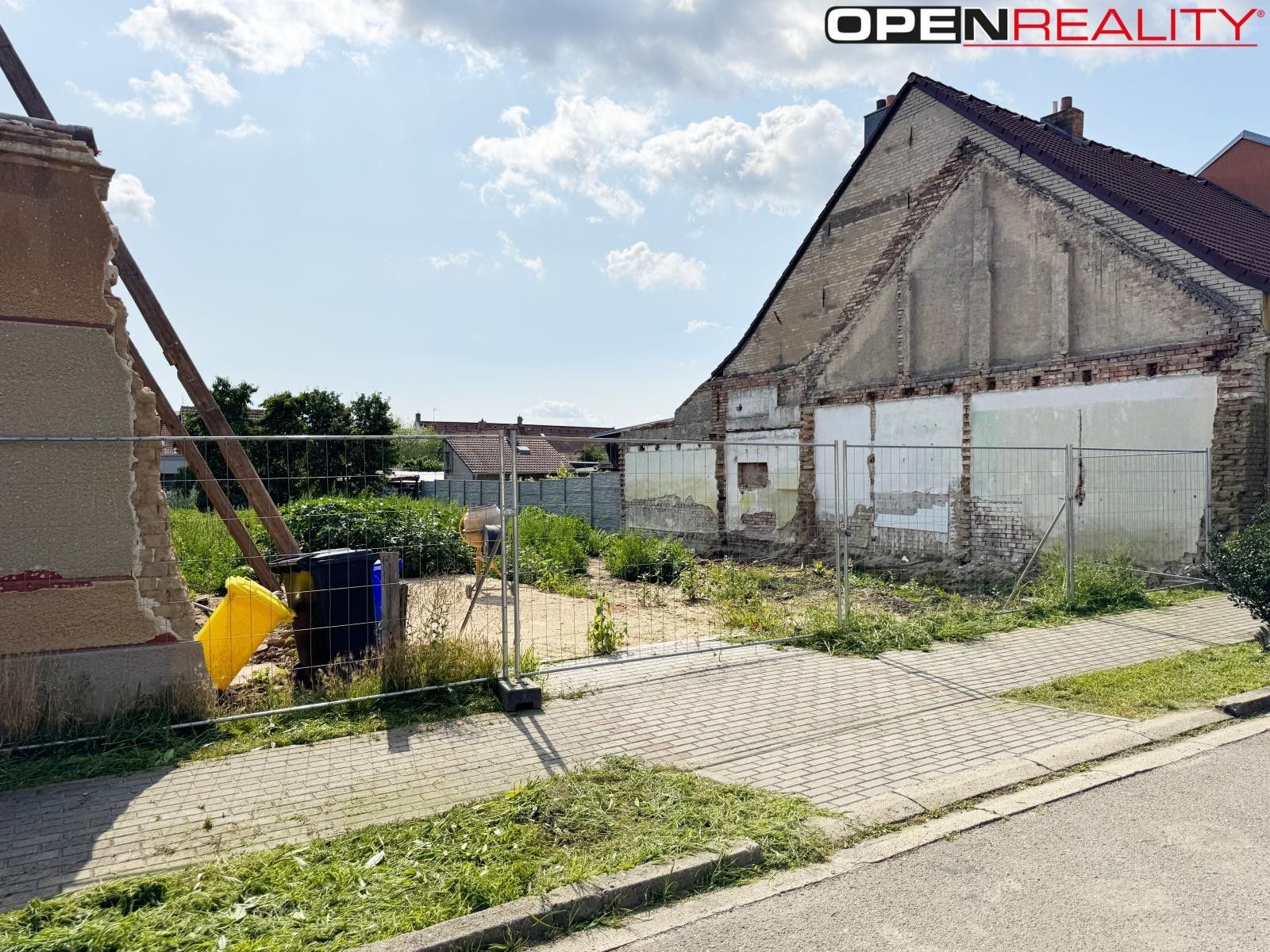 Prodej pozemku 640 m² - foto 3
