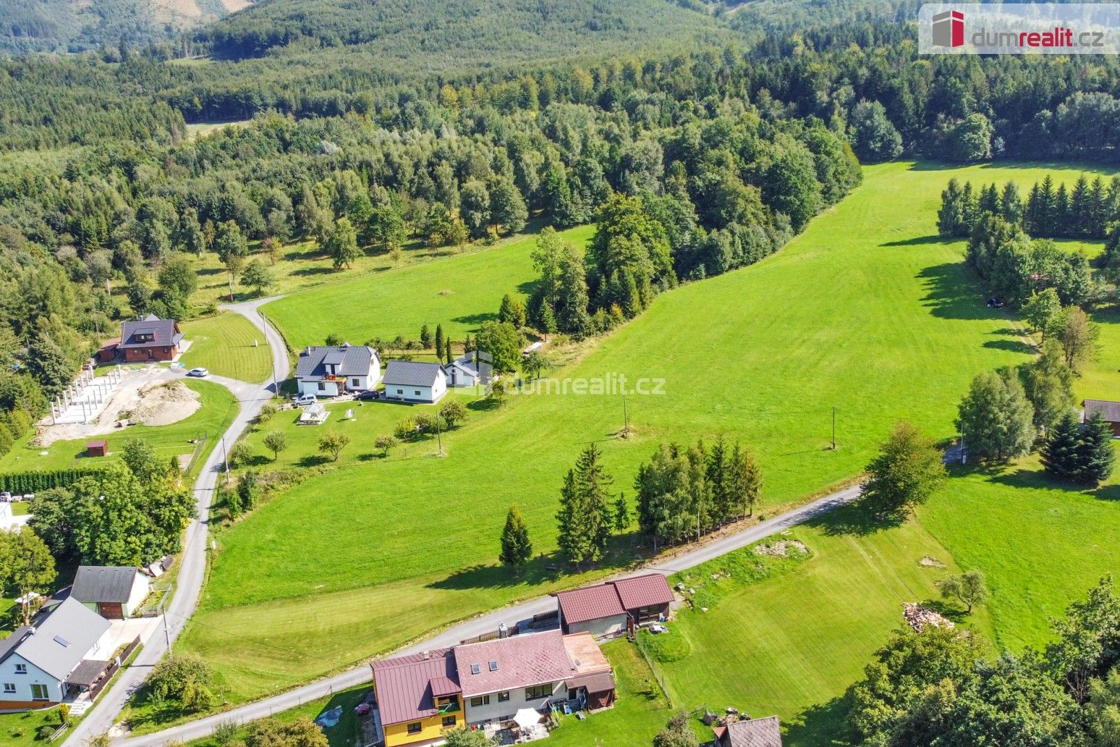 Prodej pozemku 3406 m² - foto 1