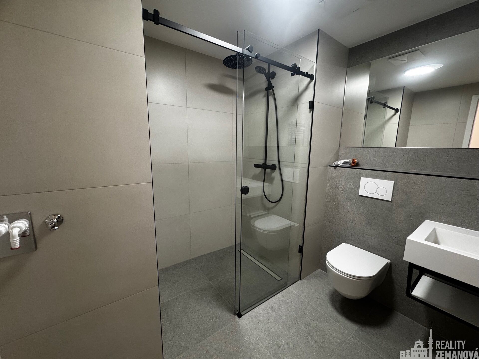 Pronájem bytu 1+kk 41 m² - foto 10
