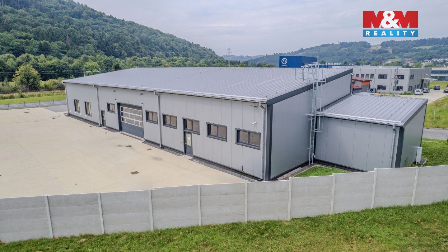 Pronájem komerčního prostoru 511 m² - foto 4