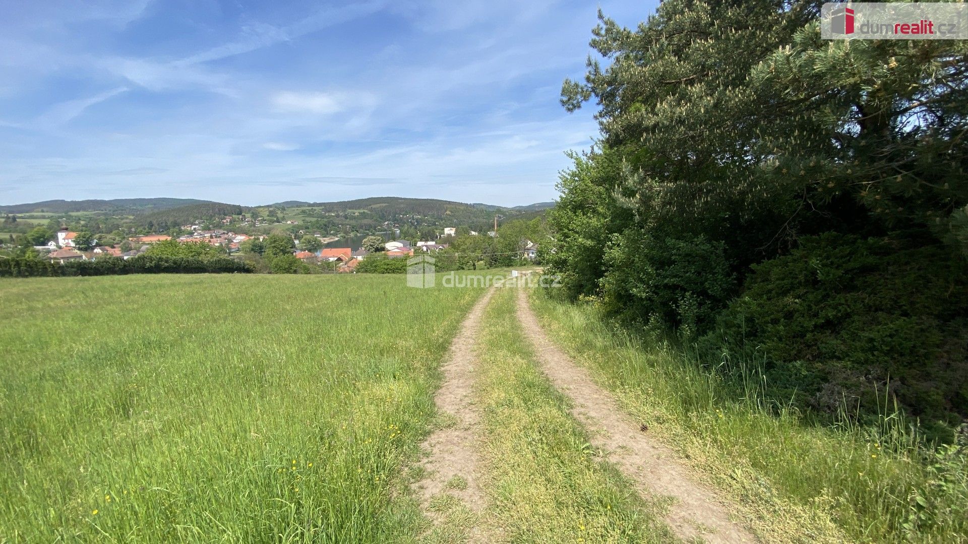 Prodej pozemku 1100 m² - foto 3