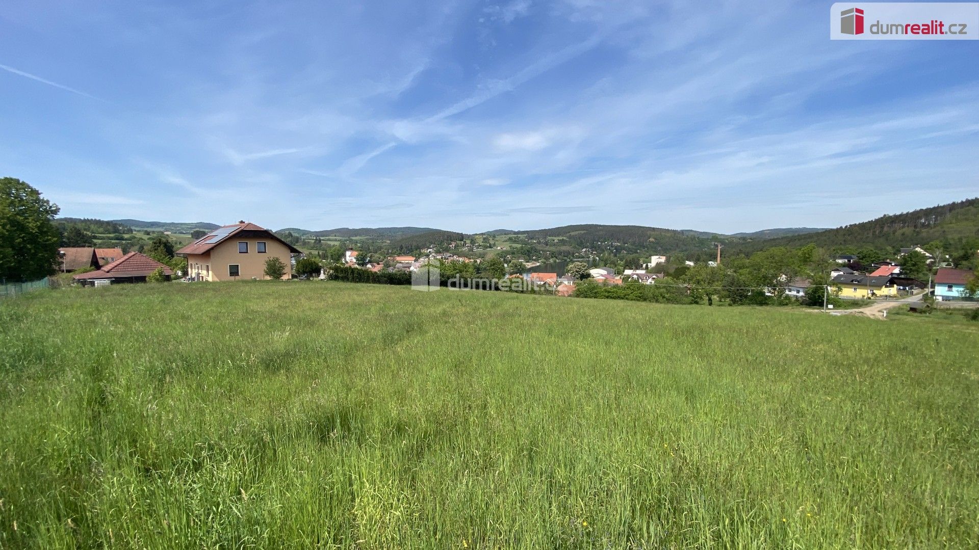 Prodej pozemku 1100 m² - foto 2