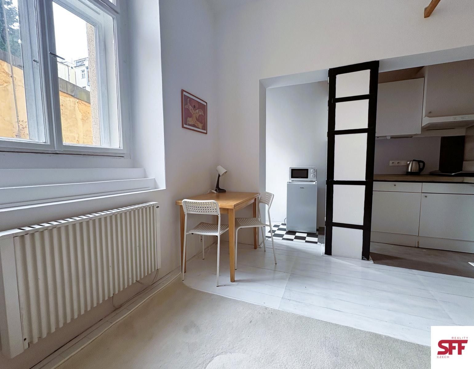 Pronájem bytu 1+kk 30 m² - foto 3