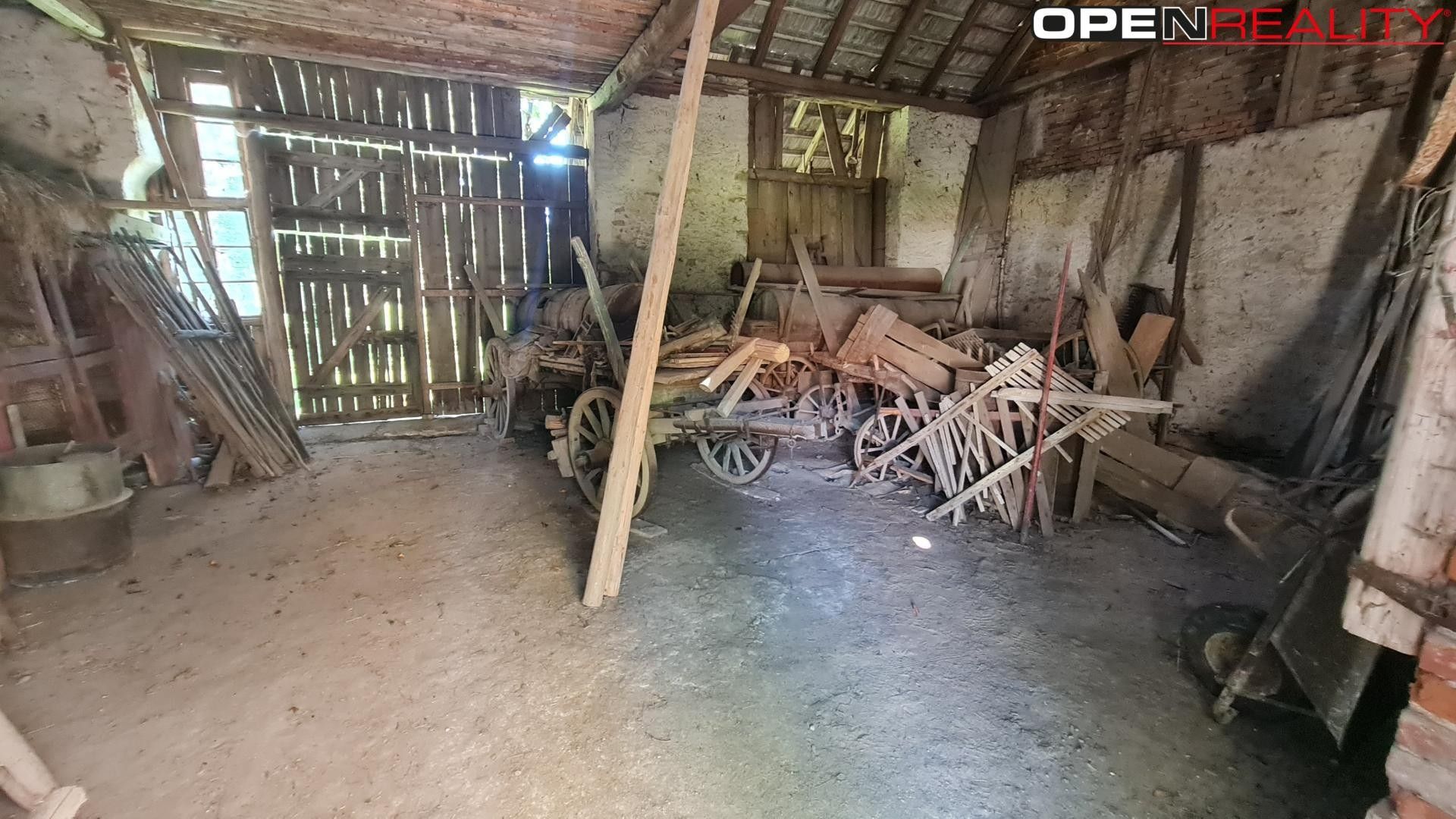Prodej komerčního prostoru 147121 m² - foto 12