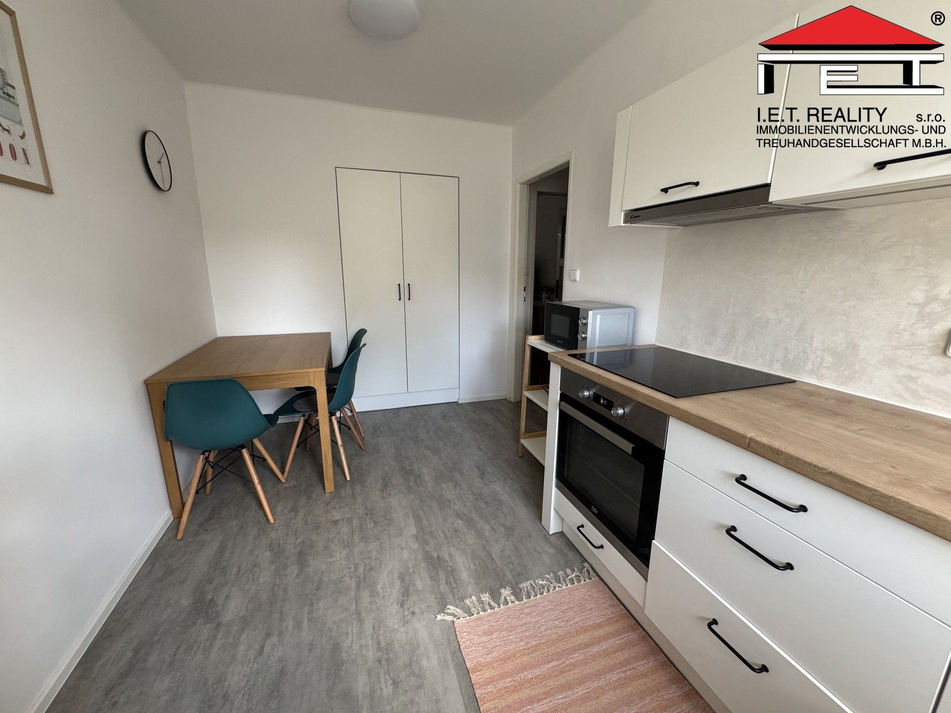 Pronájem bytu 2+1 54 m² - foto 1