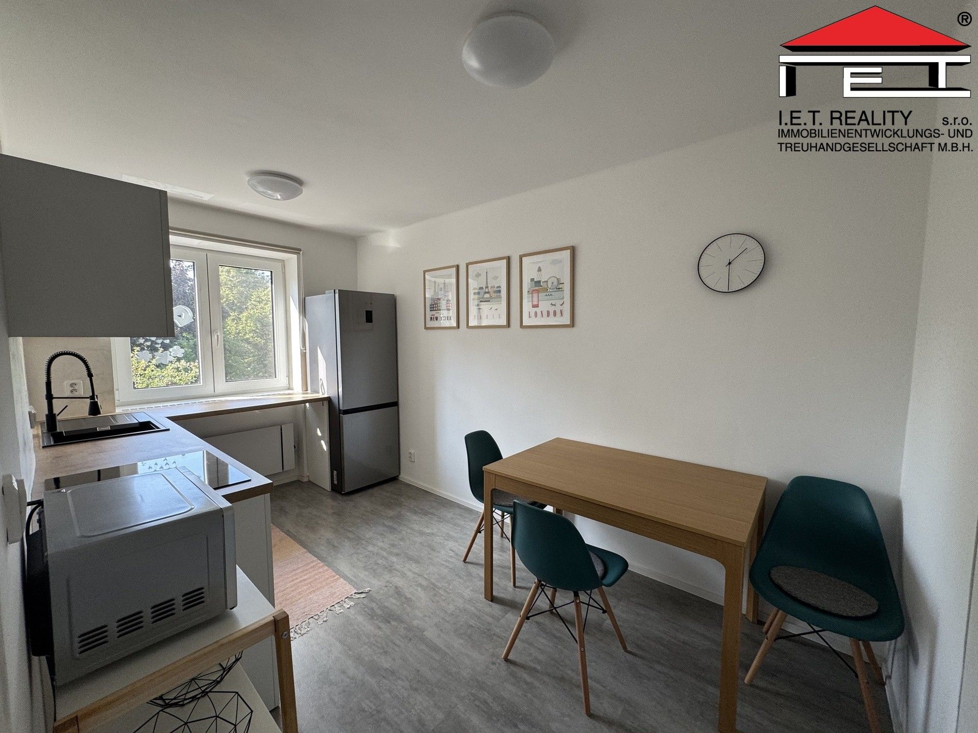 Pronájem bytu 2+1 54 m² - foto 3