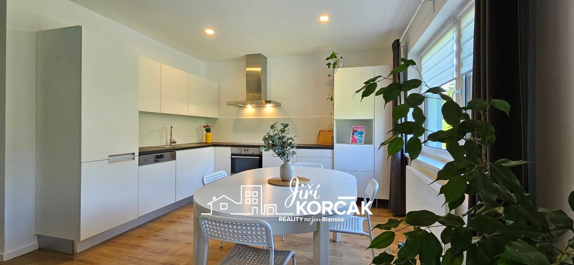 Pronájem bytu 2+kk 69 m² - foto 10