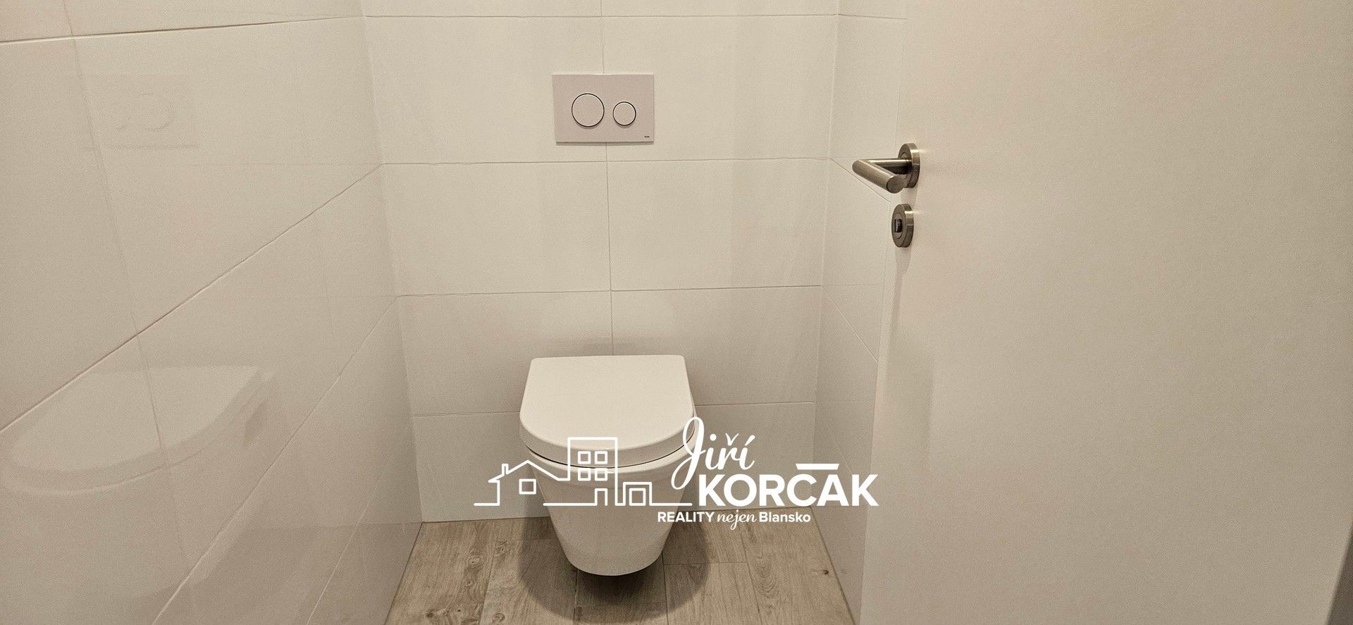Pronájem bytu 2+kk 69 m² - foto 22