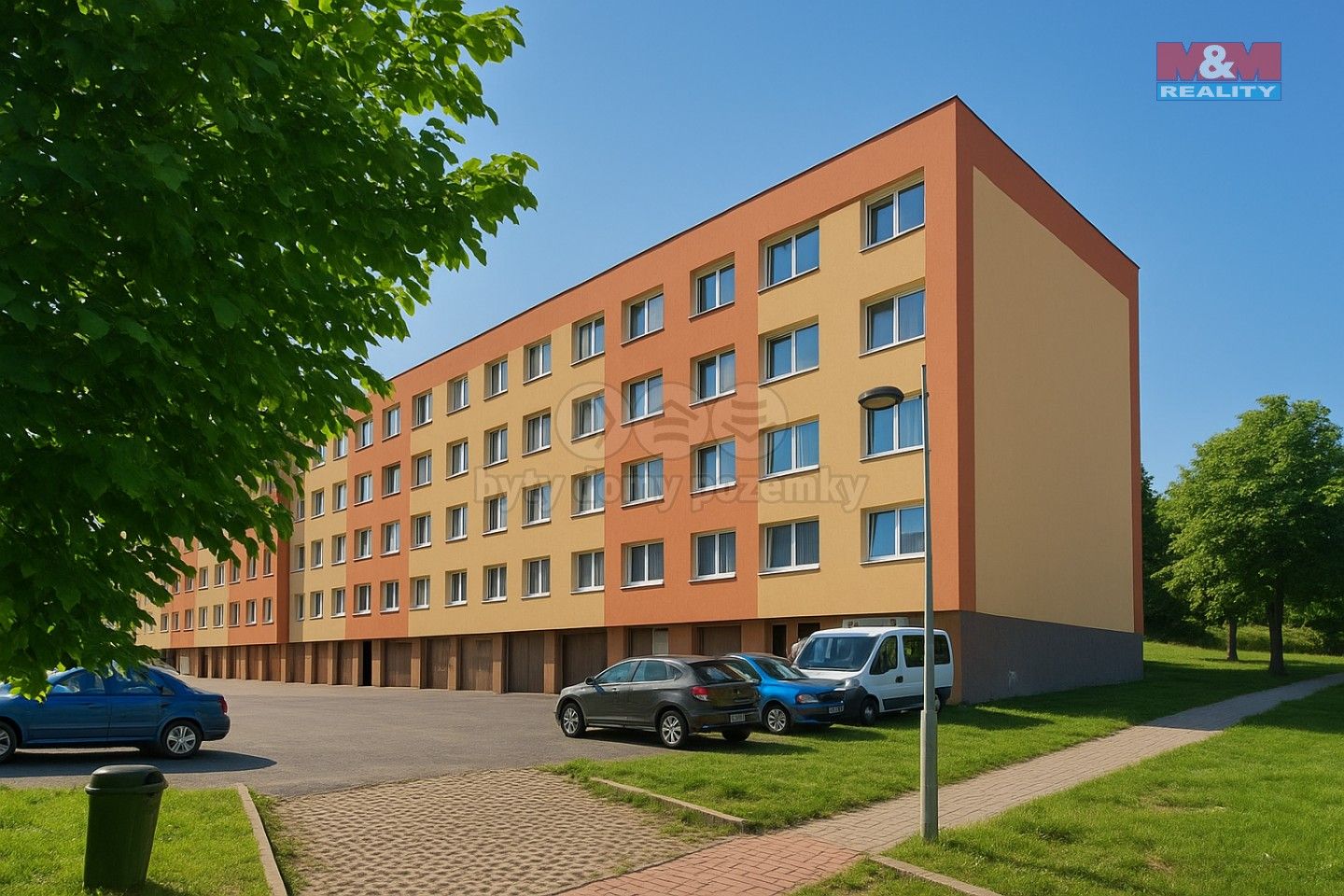 Prodej bytu 3+1 72 m² - foto 1