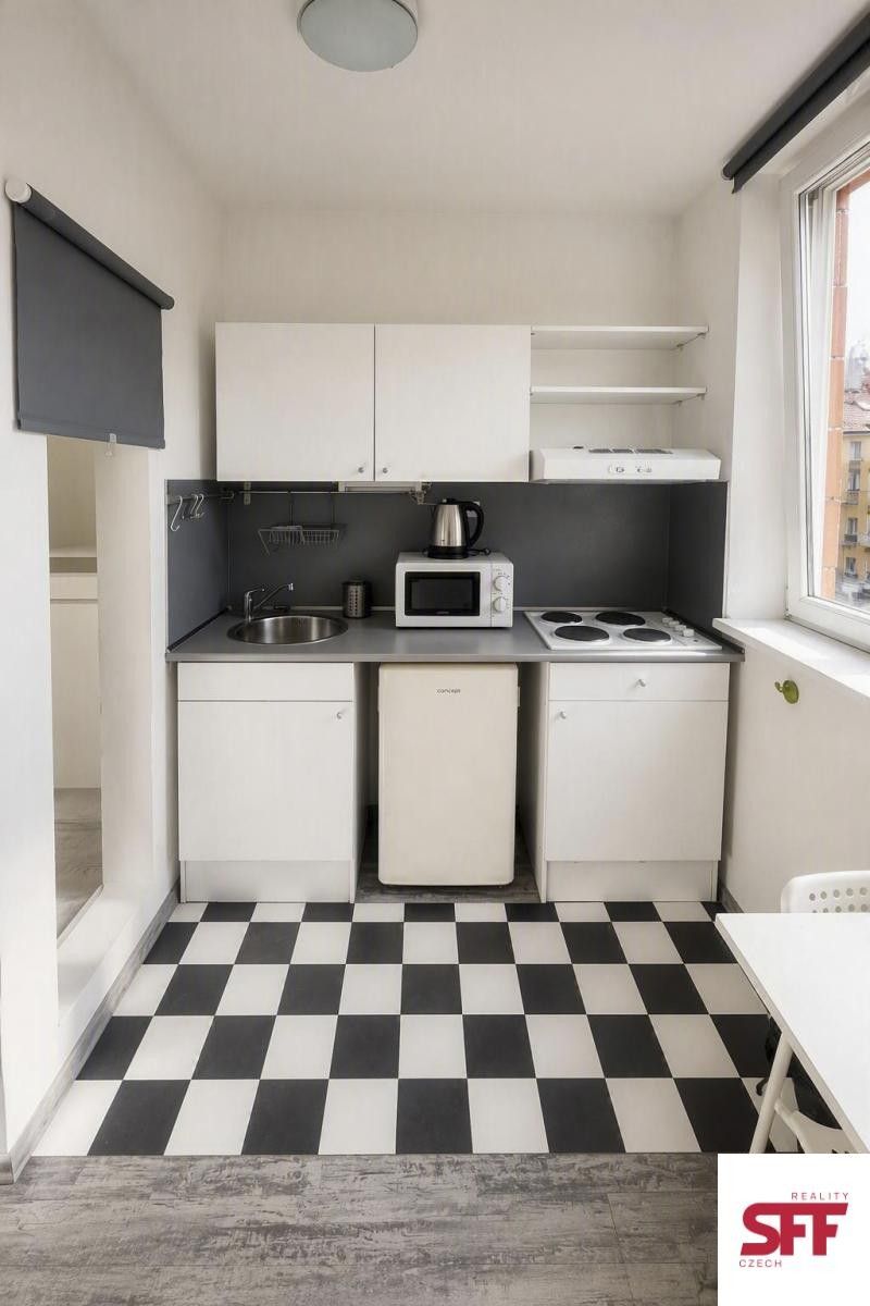 Pronájem bytu 1+kk 21 m² - foto 9