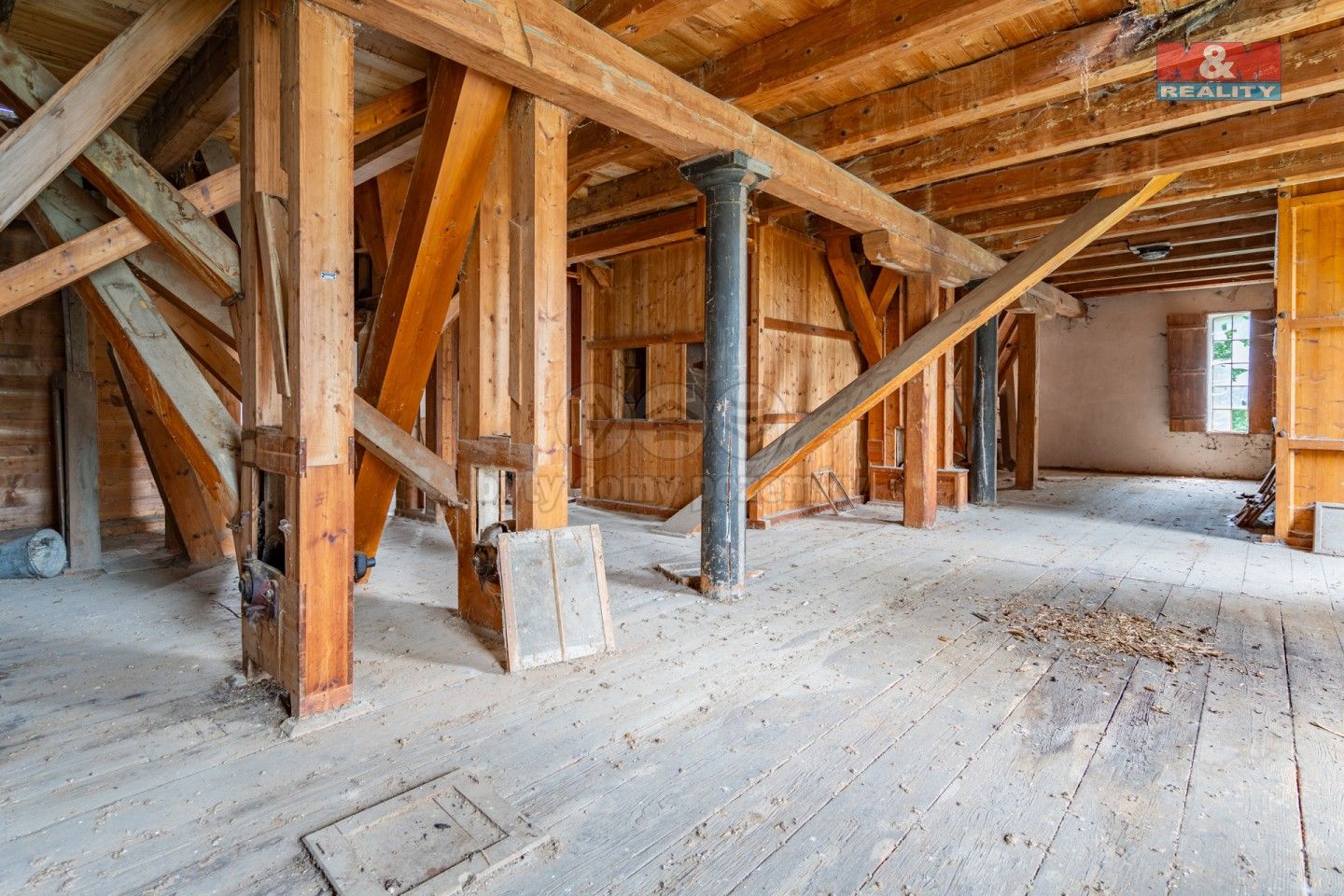 Prodej komerčního prostoru 934 m² - foto 15