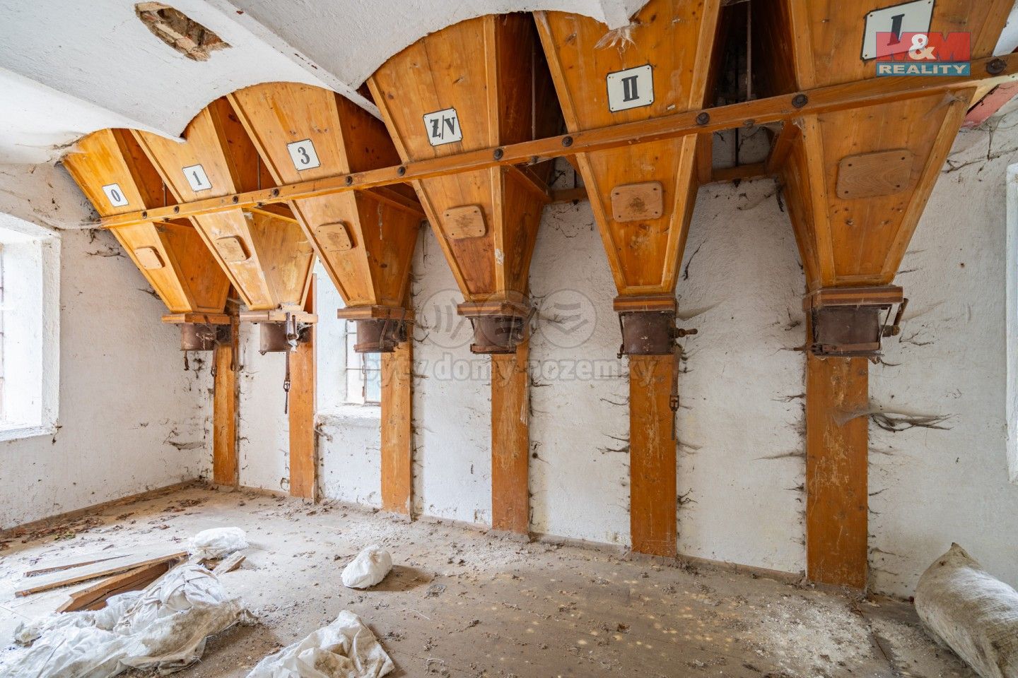 Prodej komerčního prostoru 934 m² - foto 19