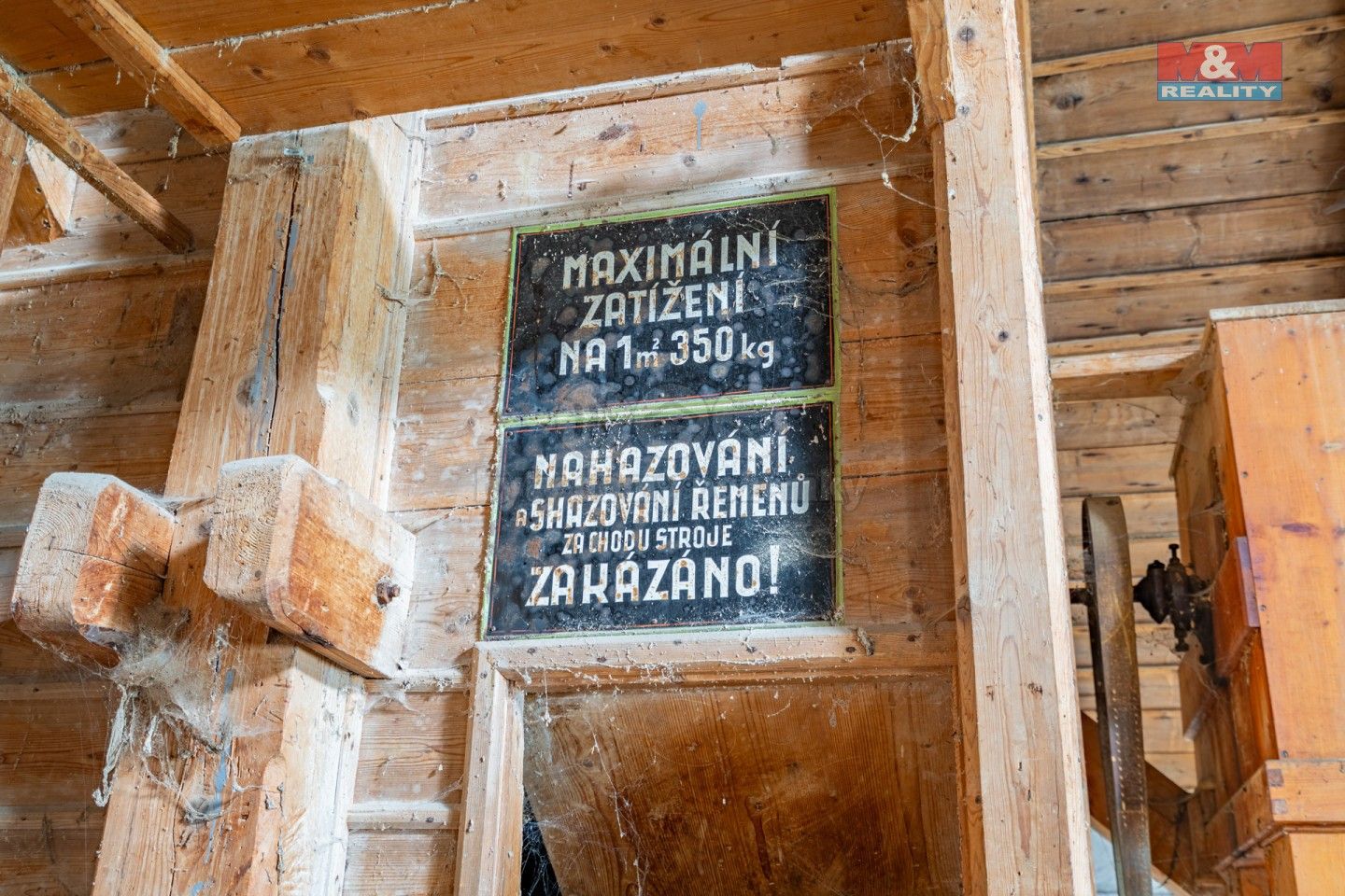Prodej komerčního prostoru 934 m² - foto 24