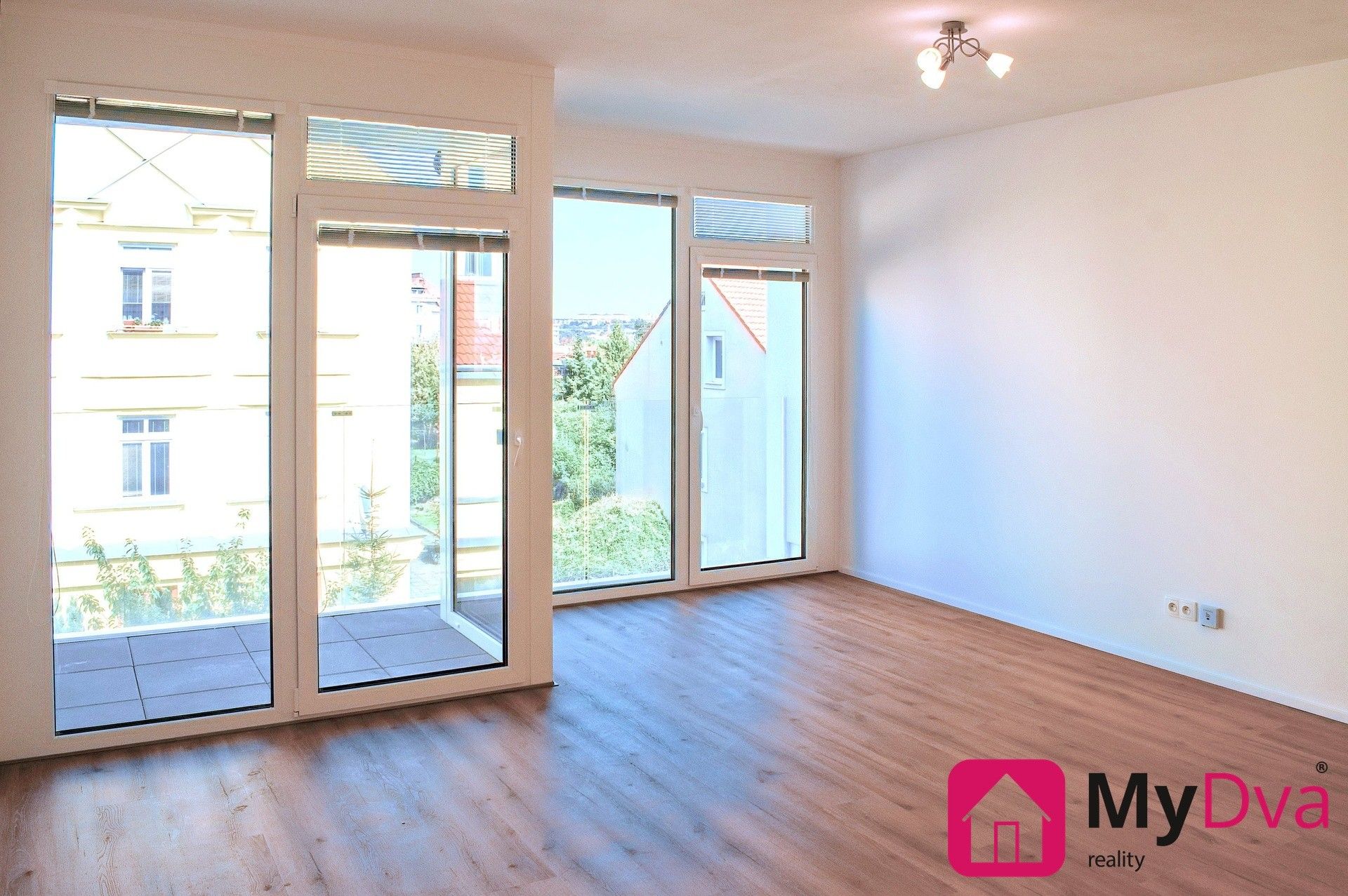 Pronájem bytu 1+kk 34 m² - foto 5