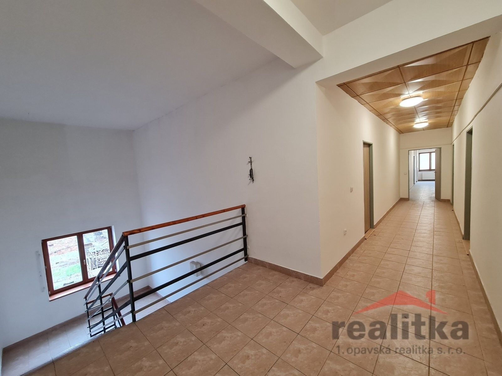 Pronájem komerčního prostoru 166 m² - foto 6