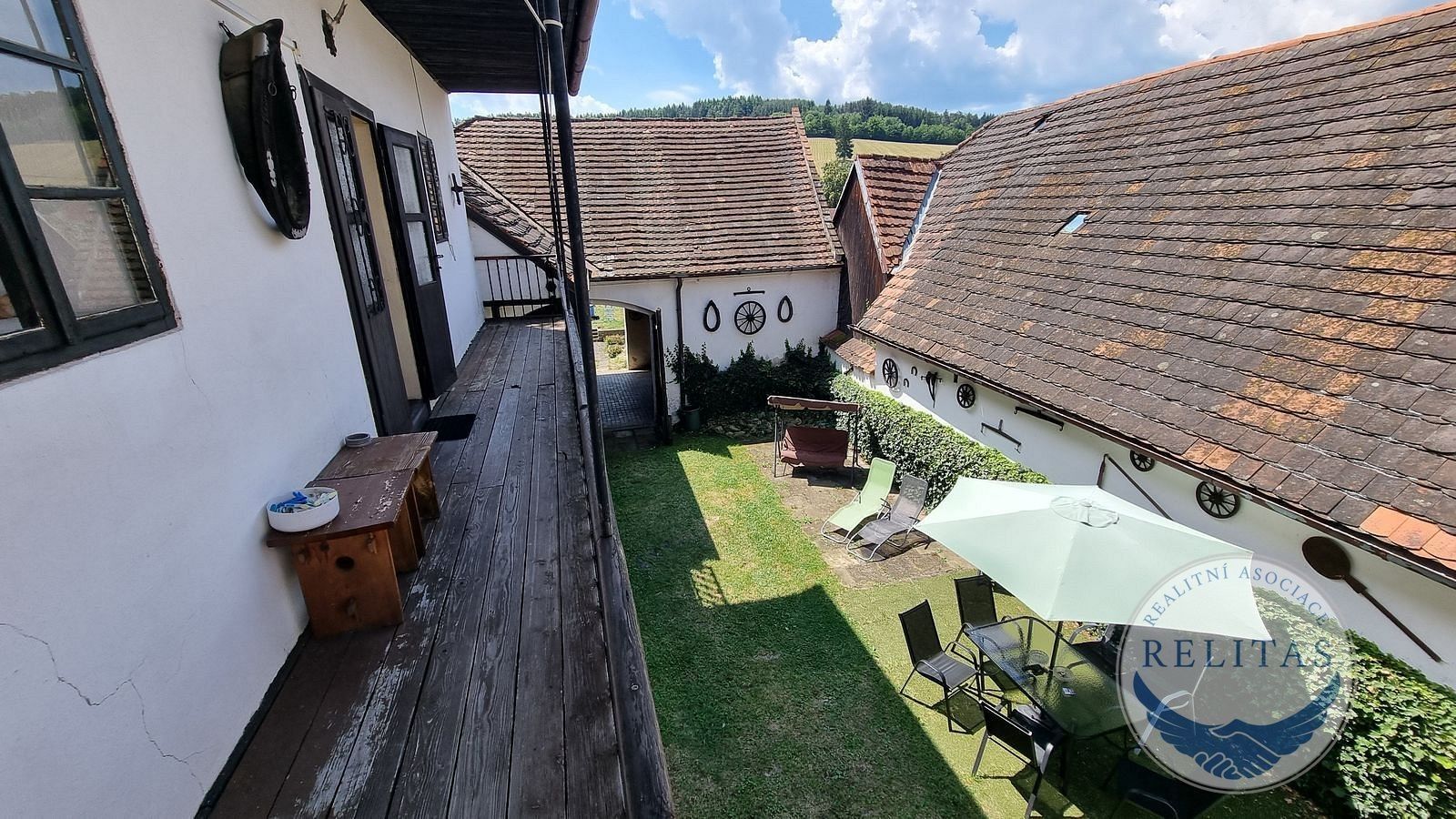 Prodej nemovitosti 244 m² - foto 9