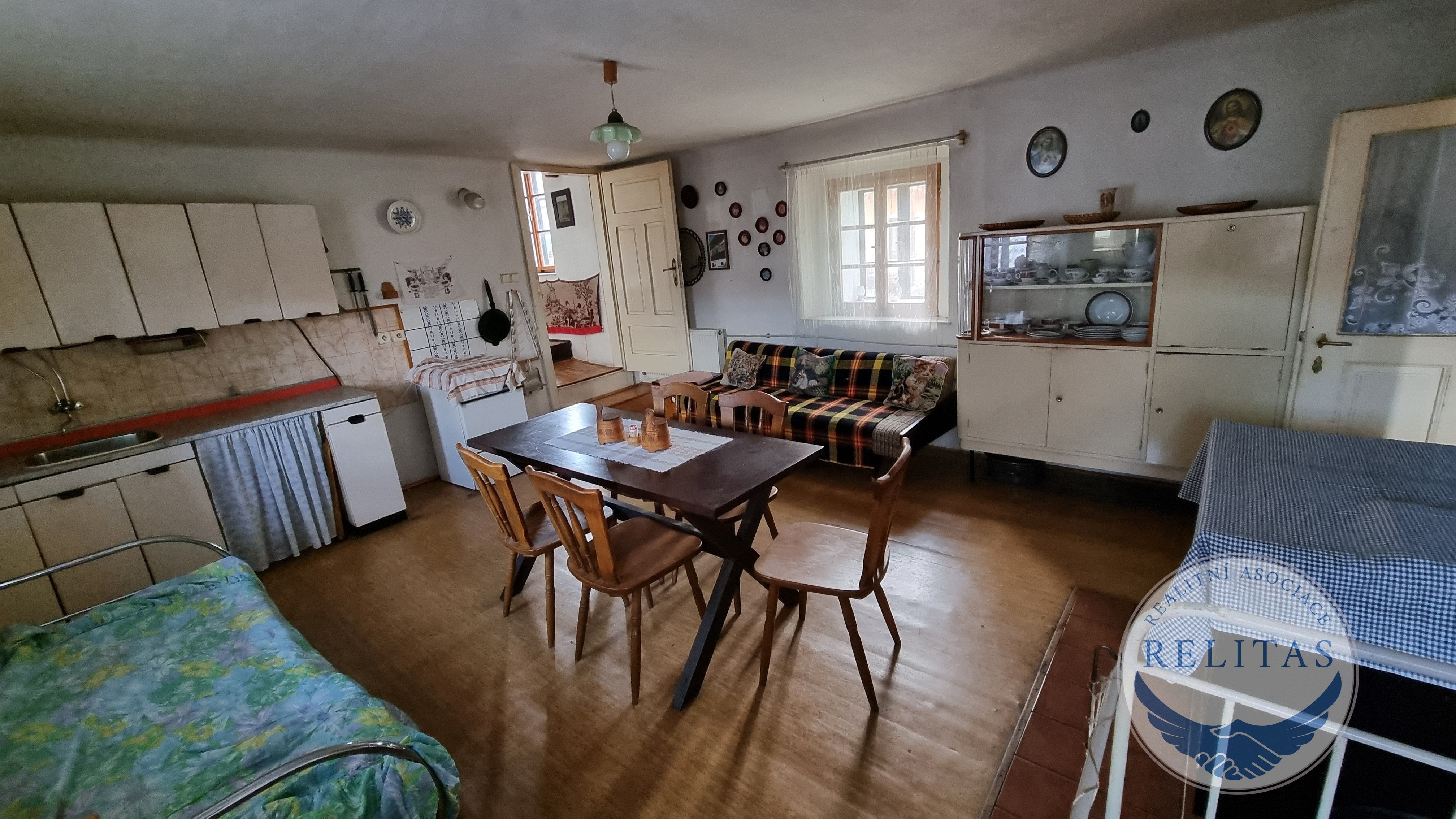 Prodej nemovitosti 244 m² - foto 14